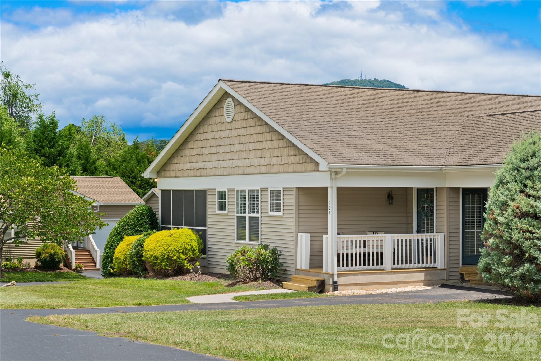 107 Cottage Loop
