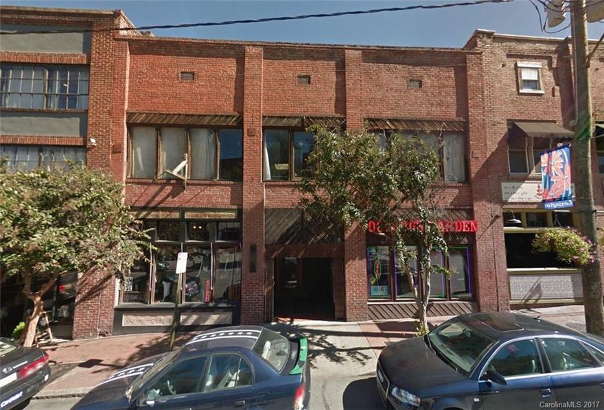 Lexington Ave. retail opportunity. Royal Peasantry boutique next door. Historic renovation - see brochure. Heated/cooled/sprinkled, exposed ducts, exposed brick, lots of light. Popular businesses on same block include Downtown Books & News, Mela, Dobra Tea, Heiwa, Virtue, and Bouchon. "Downtown After Five" outdoor concerts held on Lexington Avenue throughout the spring and summer.  NNN lease. CAM $215/mo.