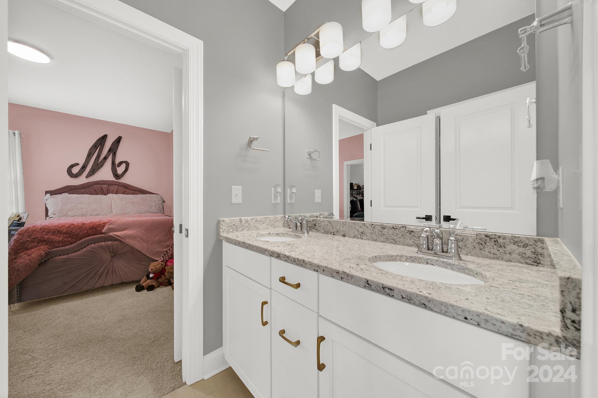 The Estates At Covington - Residential