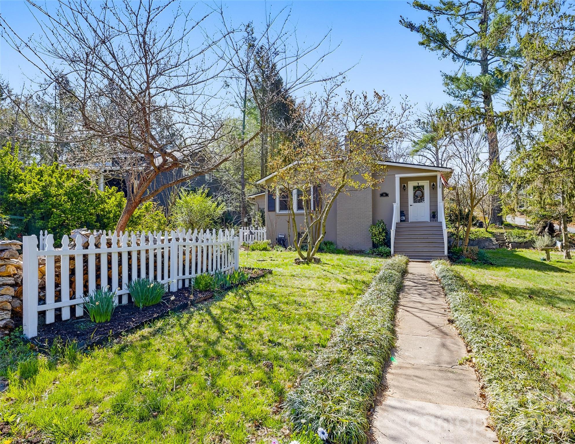 261 Forest Hill Drive