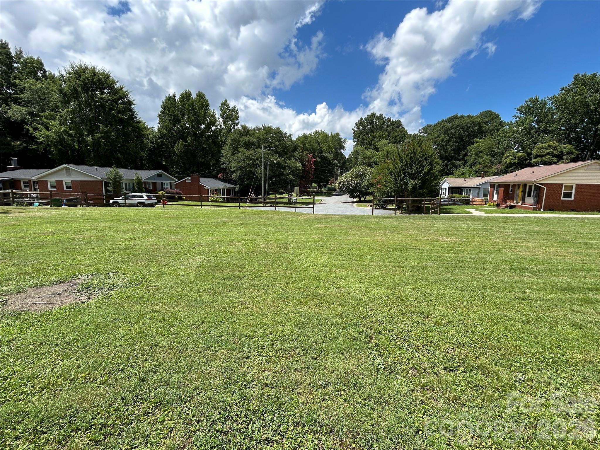 4914 Charleston Drive