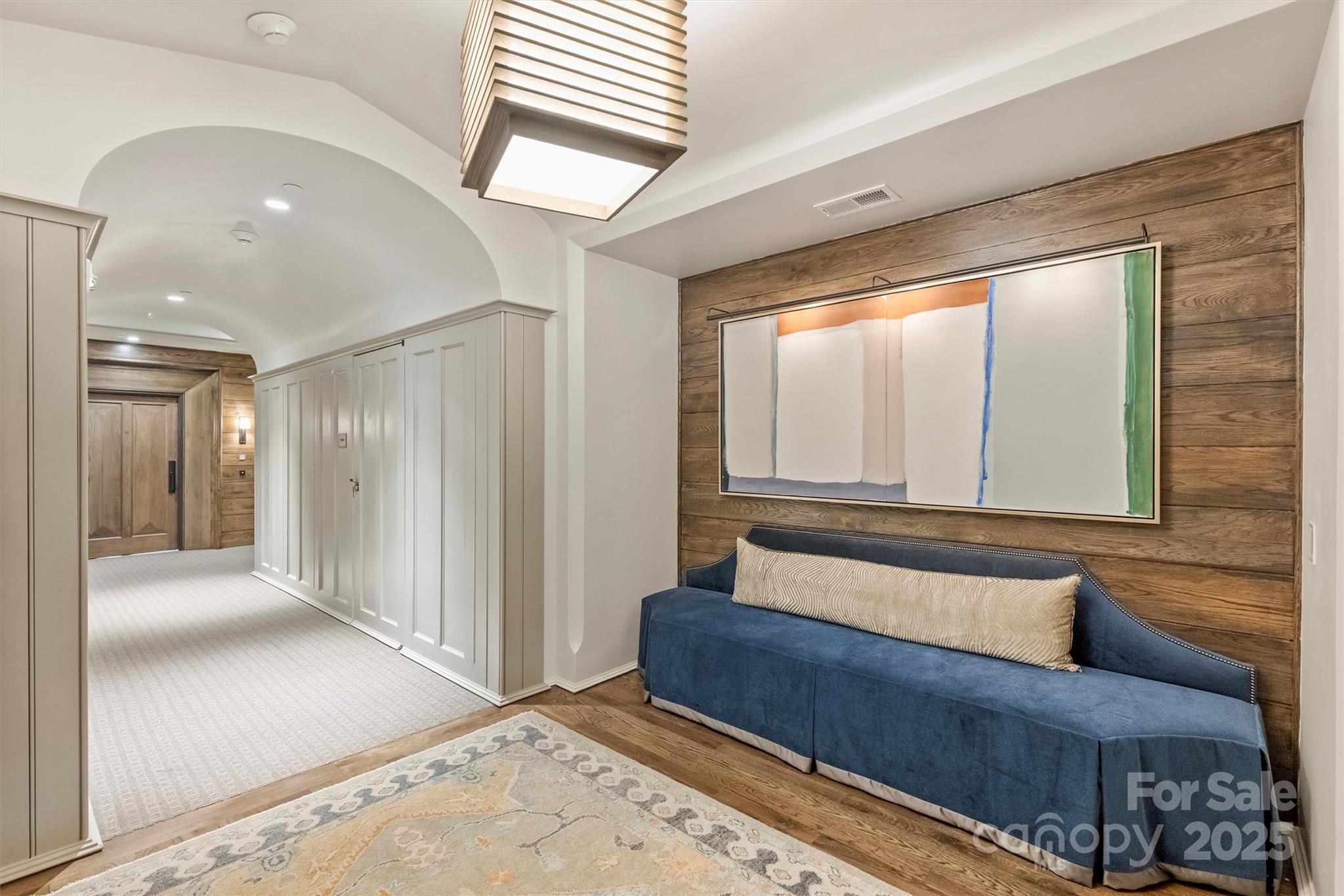 1168 Queens Road