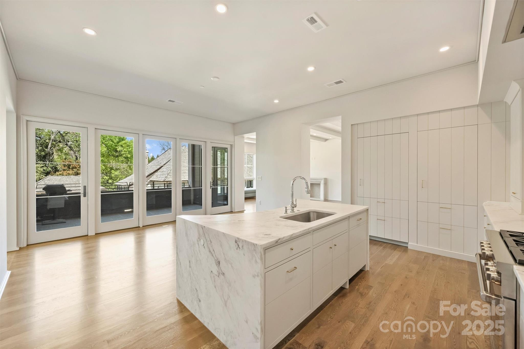 Myers Park - Residential