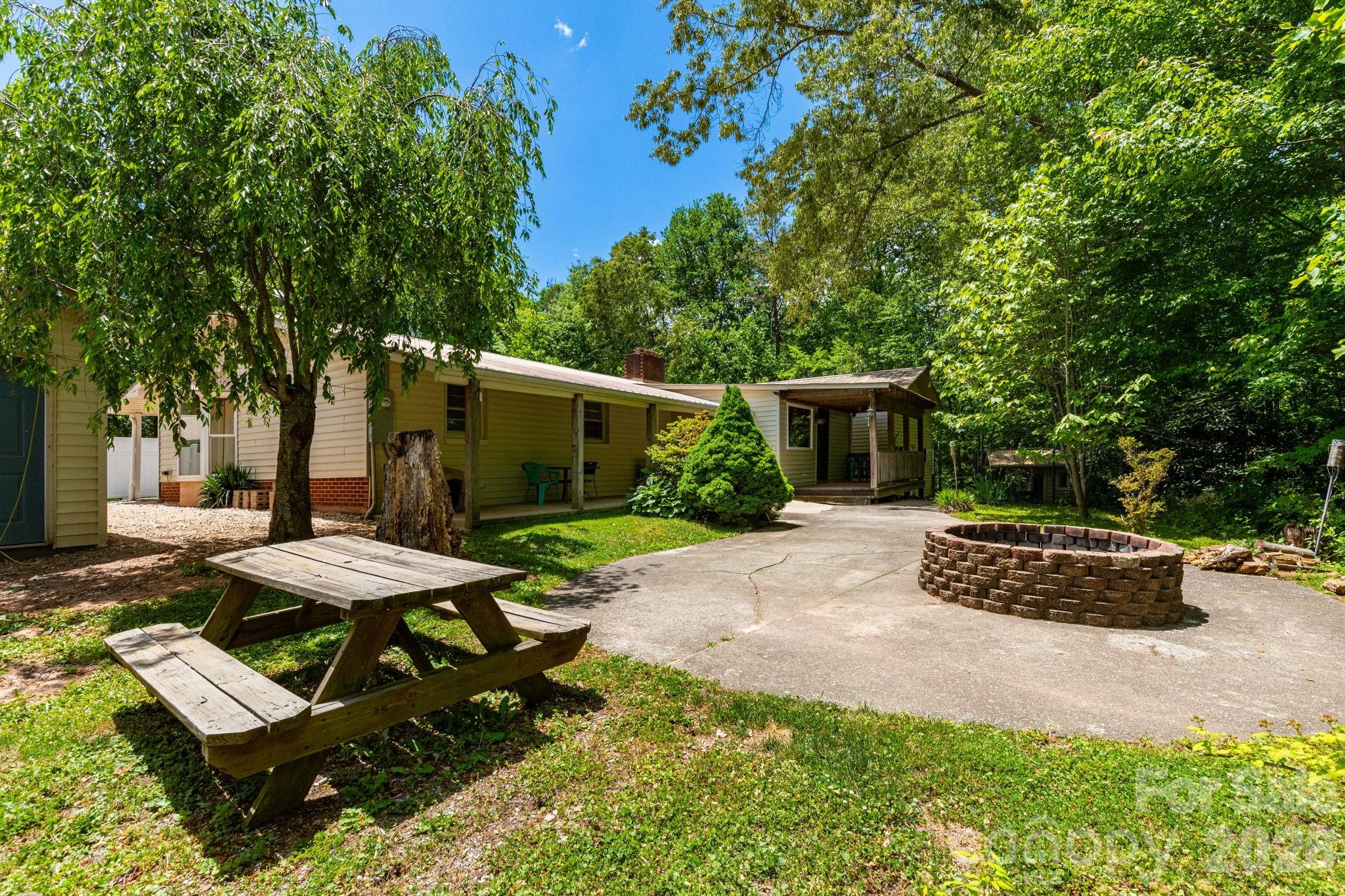 45 and 54 Forsythe Lane