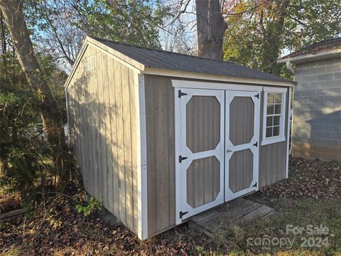 A home in Hickory