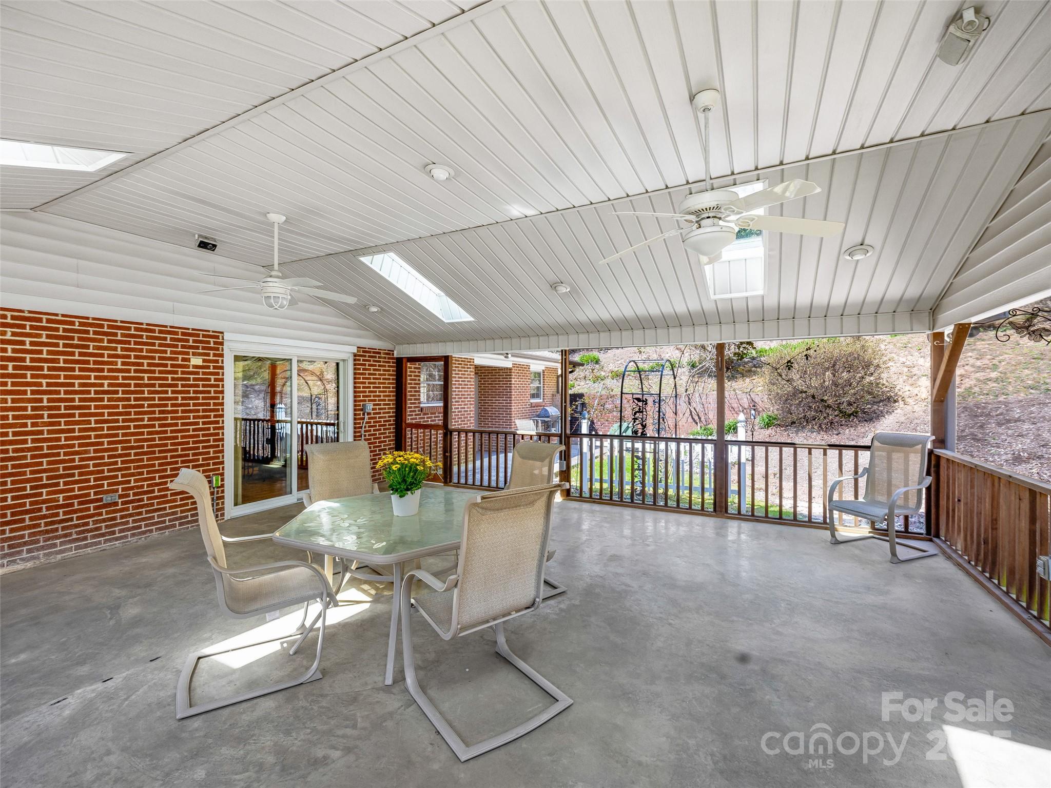 Tanglewood Heights - Residential