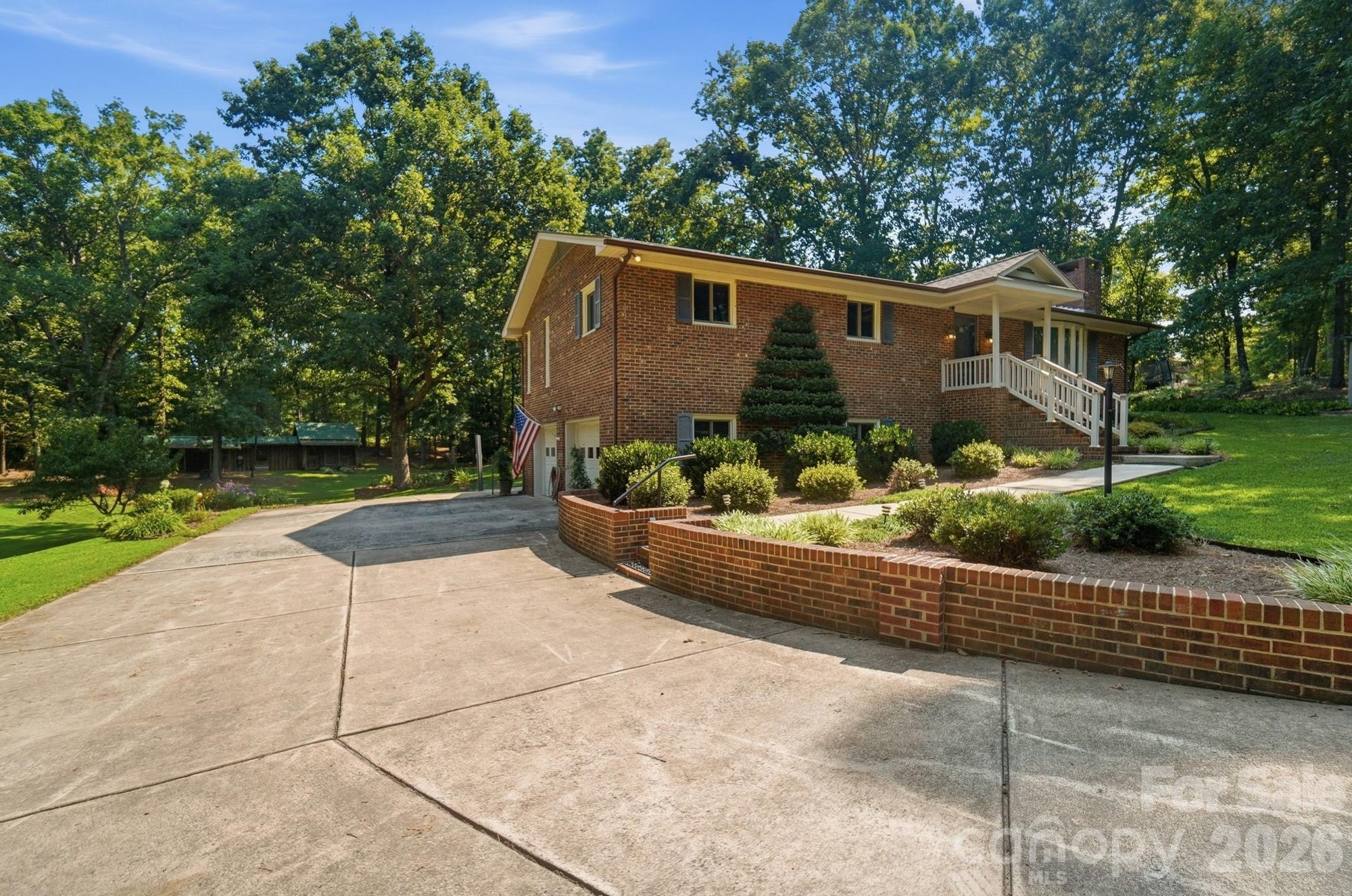 20157 Old Concord Road