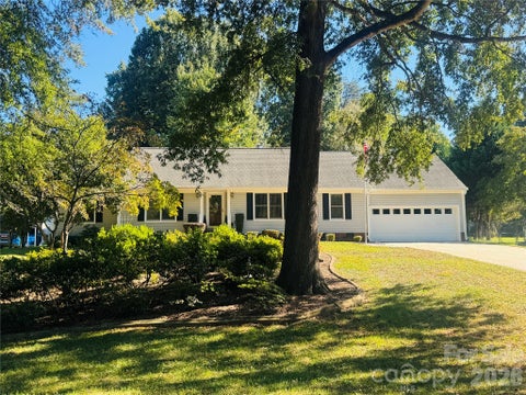 Photo of 107 Tremont Drive, Salisbury, NC 28147 (MLS # 4432662)