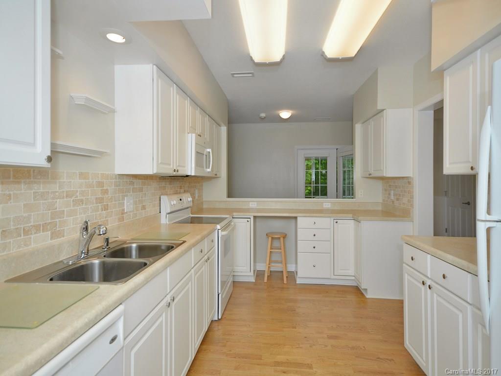 Blooming Laurel Park - Residential