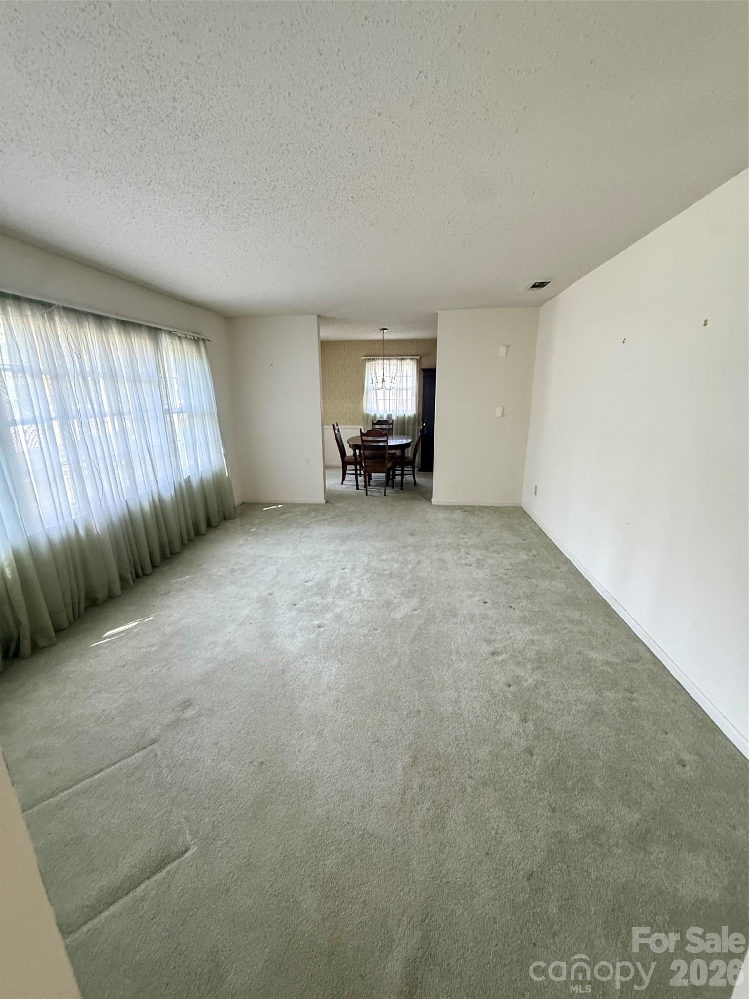 818 McLaughlin Drive