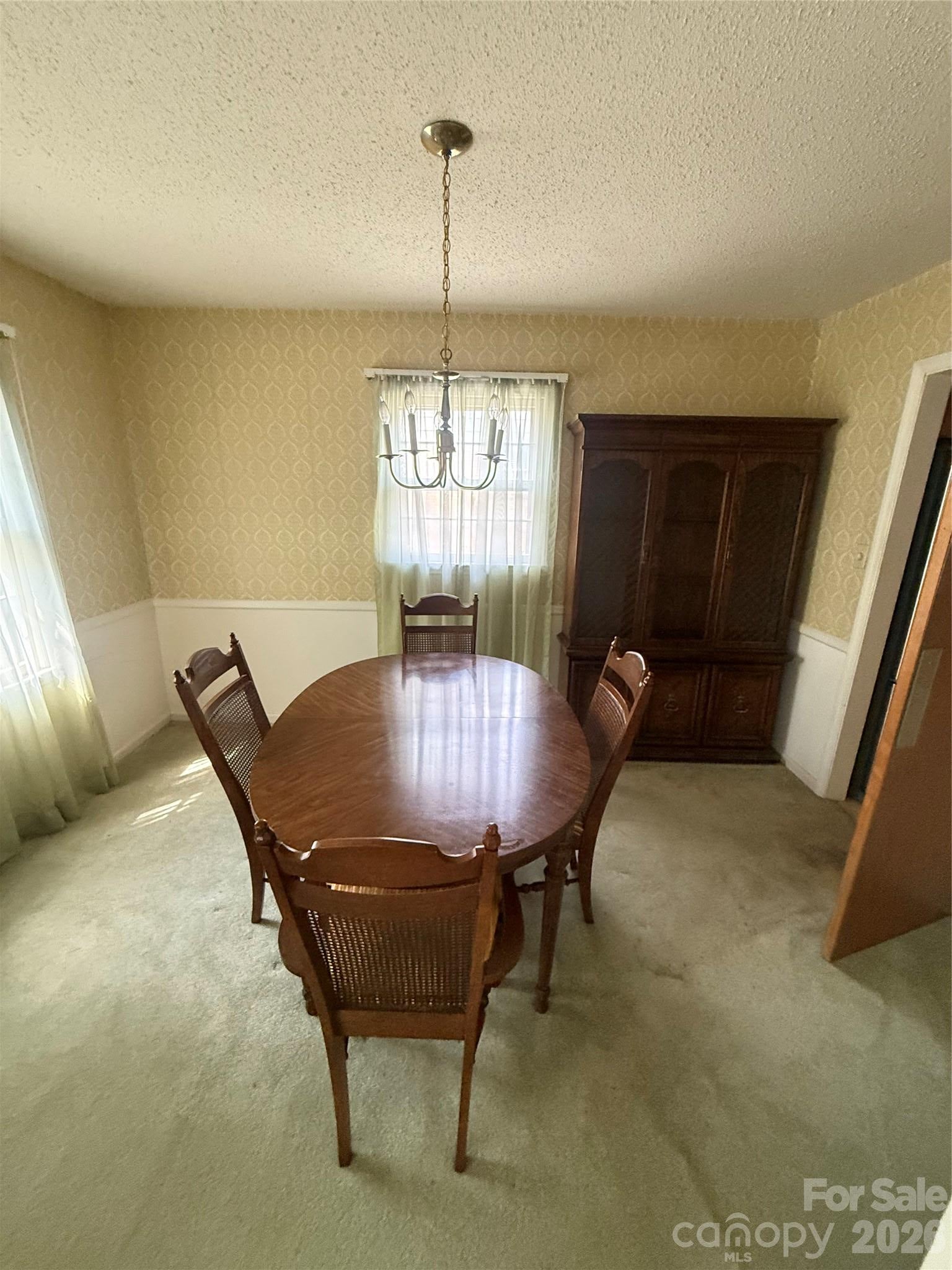 818 McLaughlin Drive