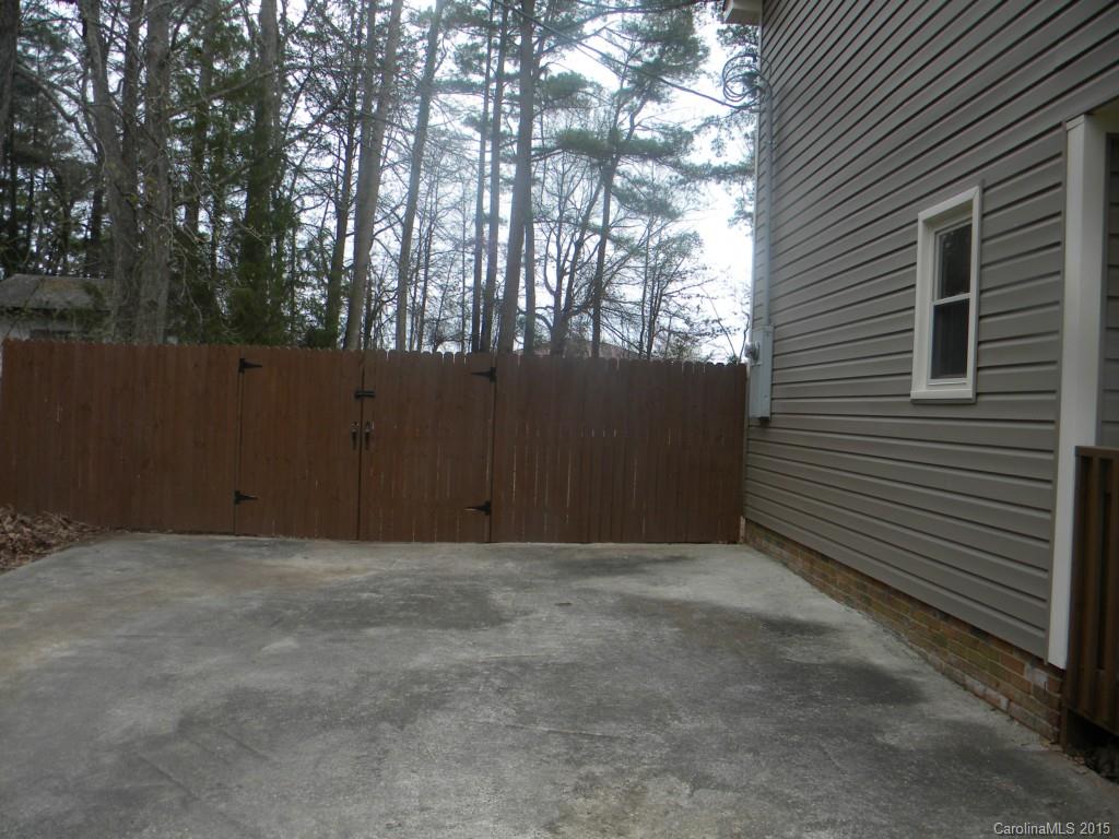 Pineridge - Residential