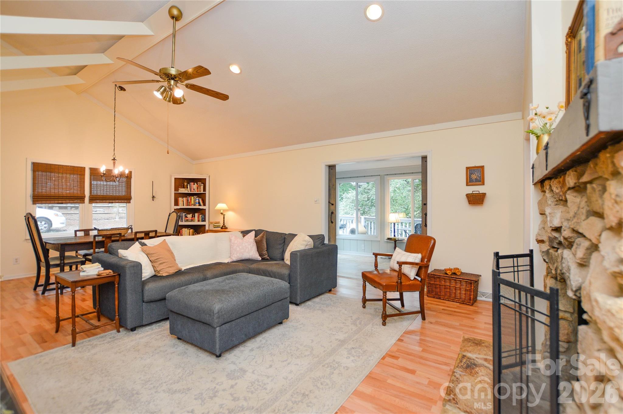 Tega Cay - Residential