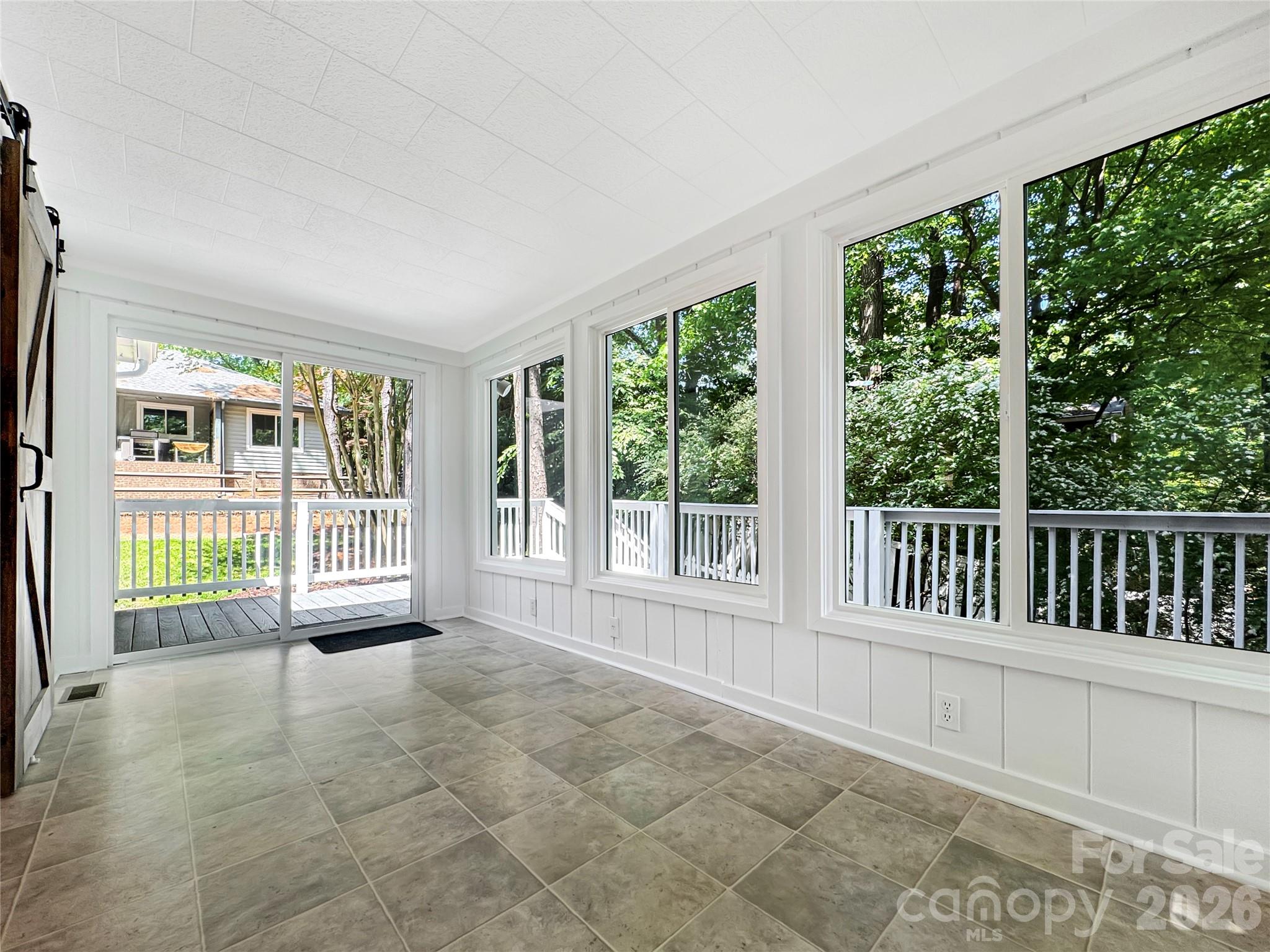 Tega Cay - Residential