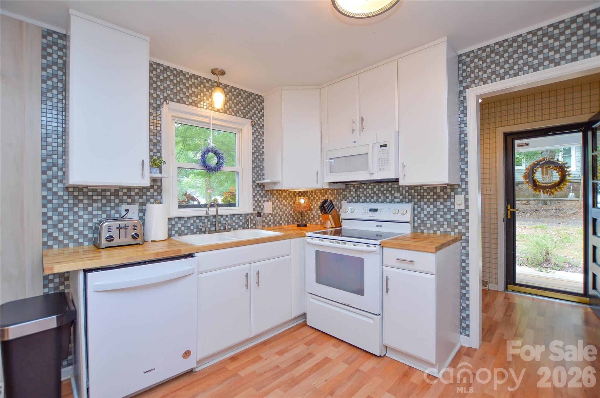 Tega Cay - Residential