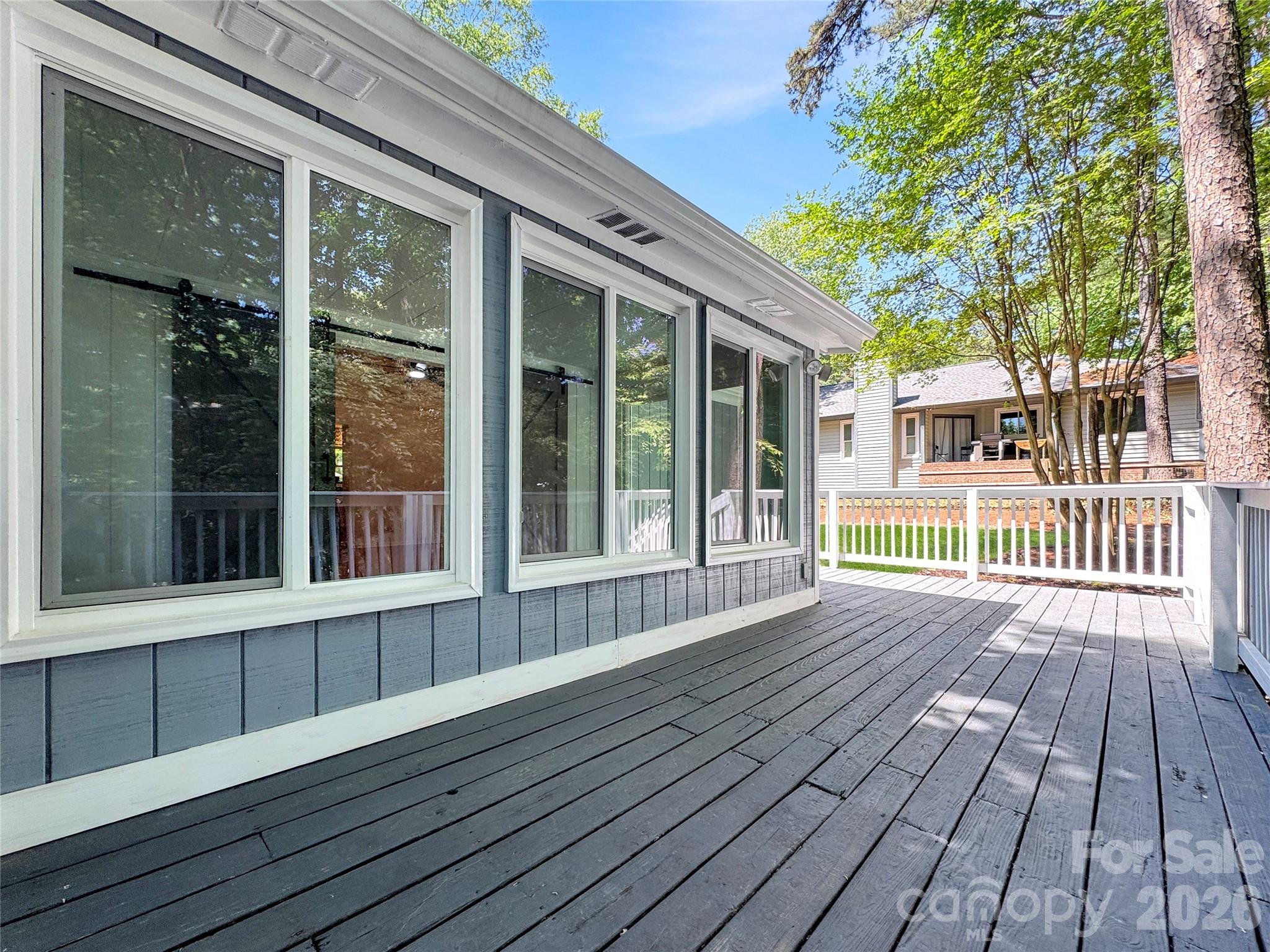 Tega Cay - Residential