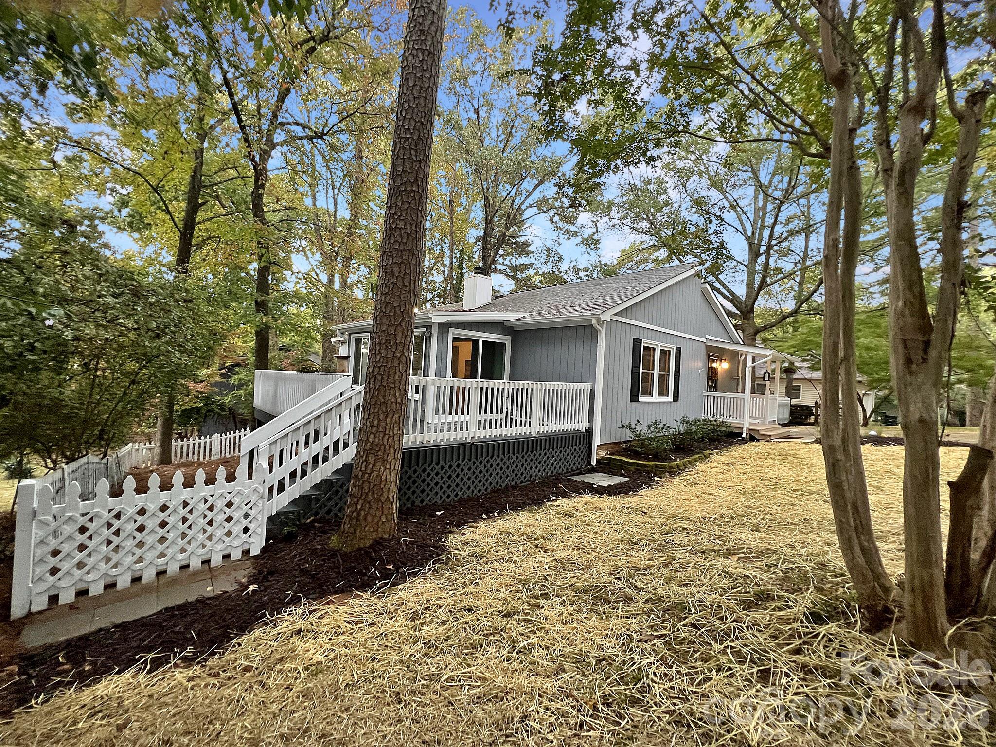 Tega Cay - Residential