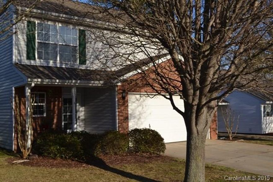 Lots of updating by current seller!  Granite kitchen with new appliances and tile flooring.  Vaulted great room with fireplace/gas logs and eating have new laminate flooring.  Large loft area makes great bonus room or office space.  Fenced back yard, double garage.  Backs up to a ravine so never any neighbors behind you!