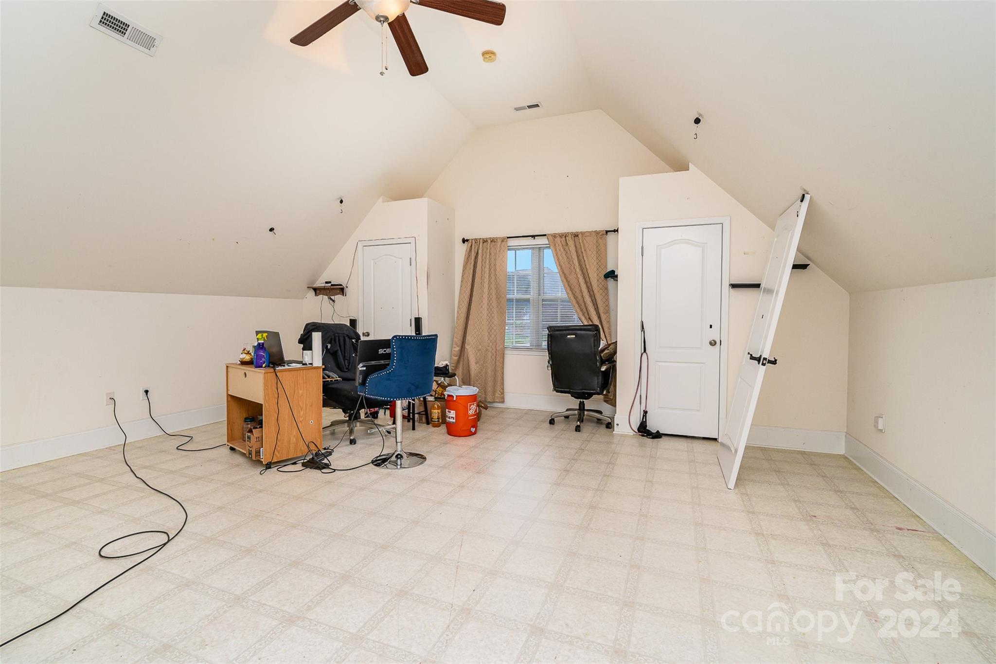 Fenton Dell - Residential