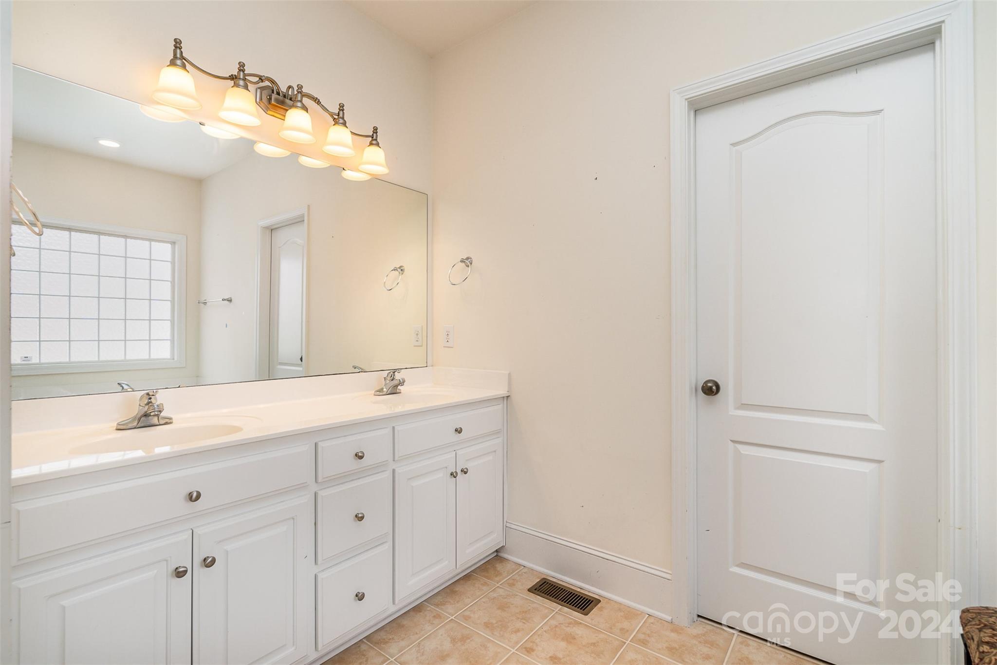 Fenton Dell - Residential