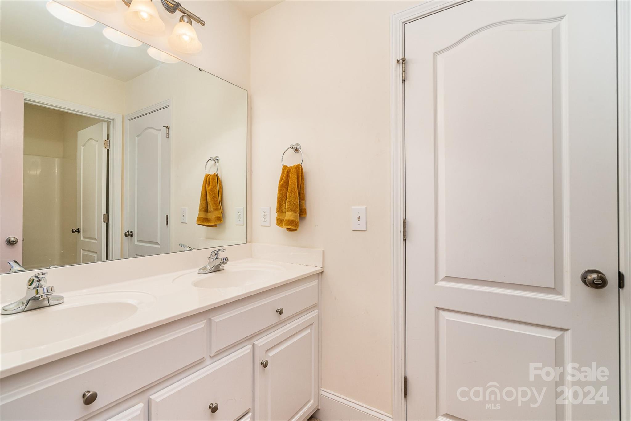 Fenton Dell - Residential