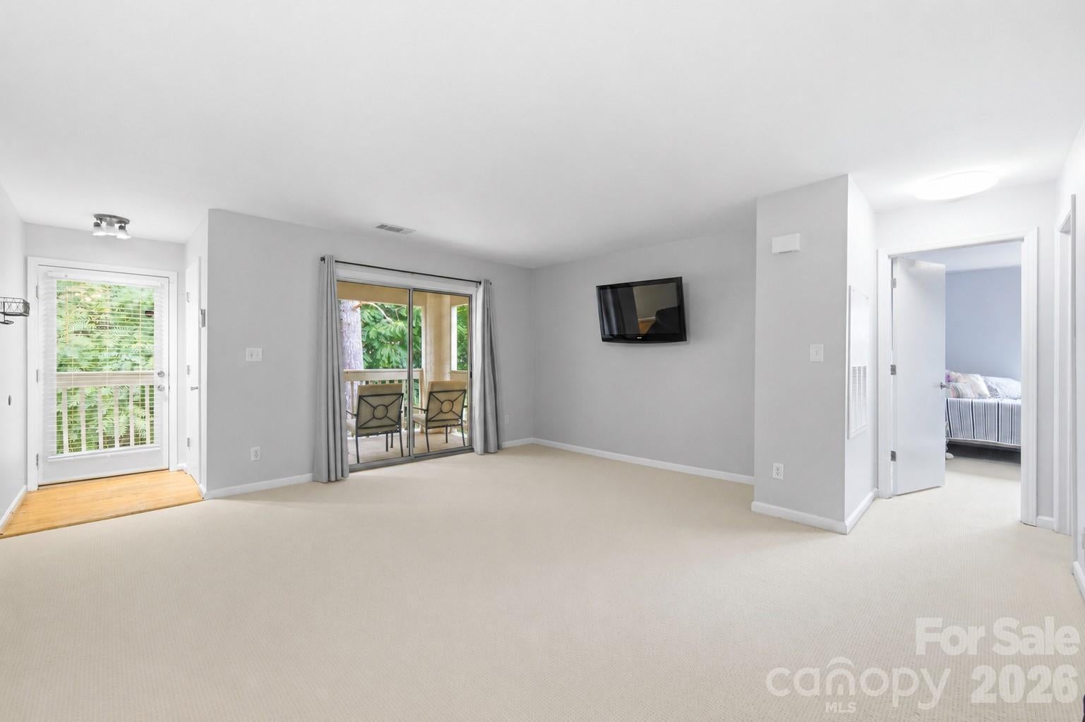1051 Churchill Downs Court E