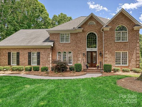 4701 Pineland Place Charlotte NC 28277