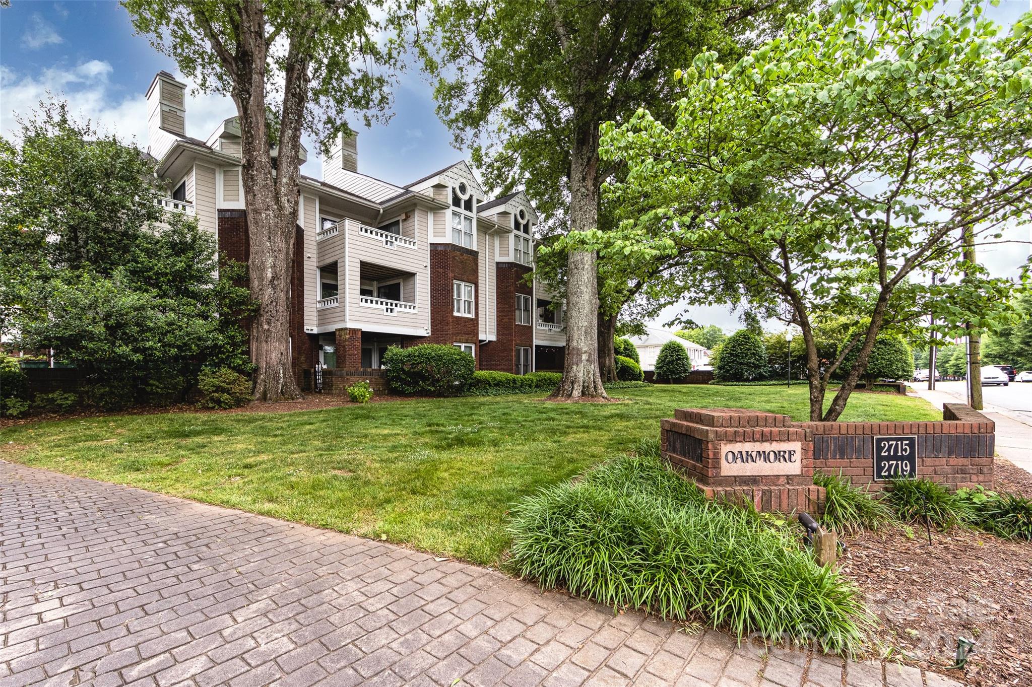 Myers Park - Residential