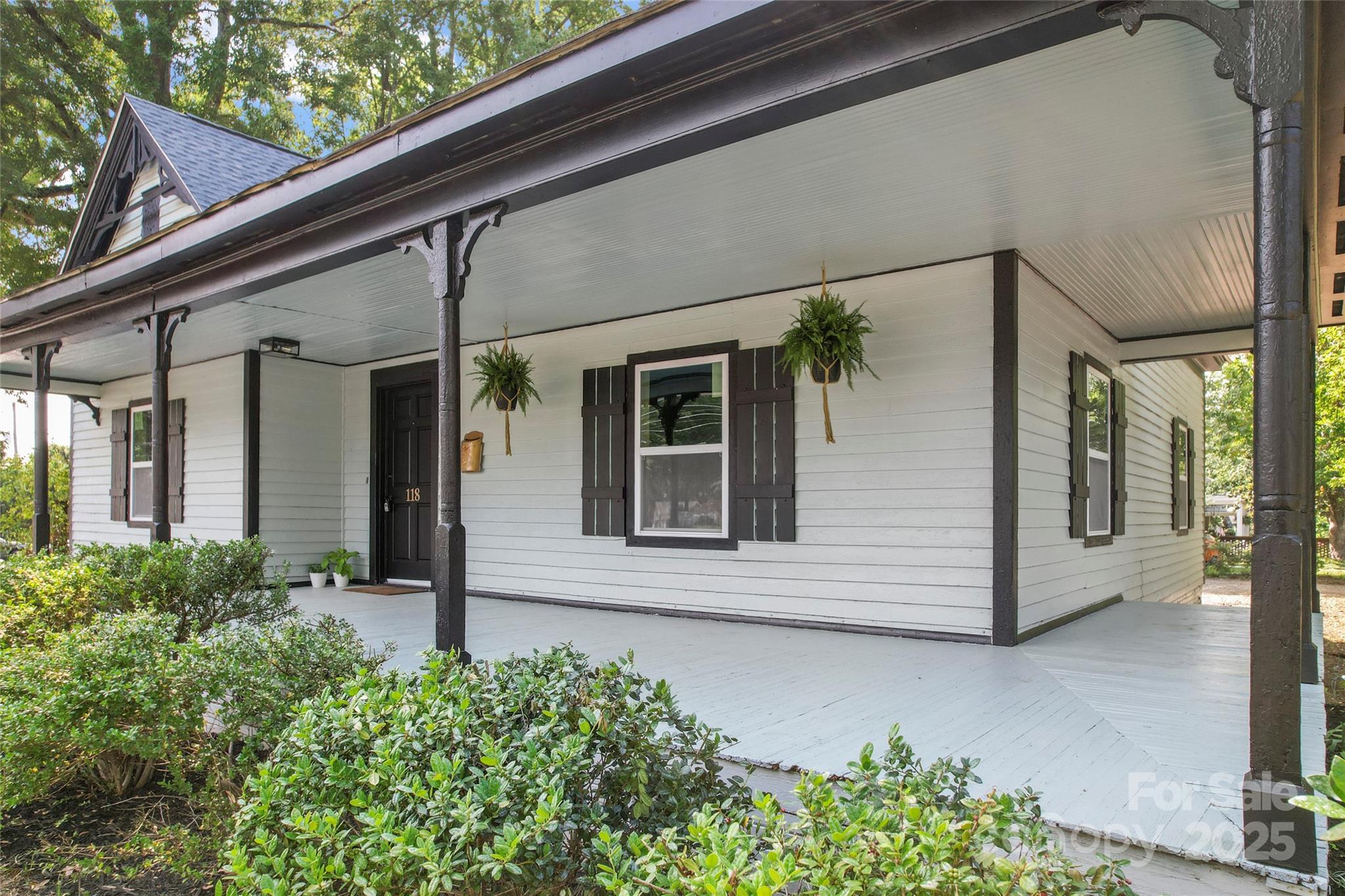 118 Cabarrus Avenue W