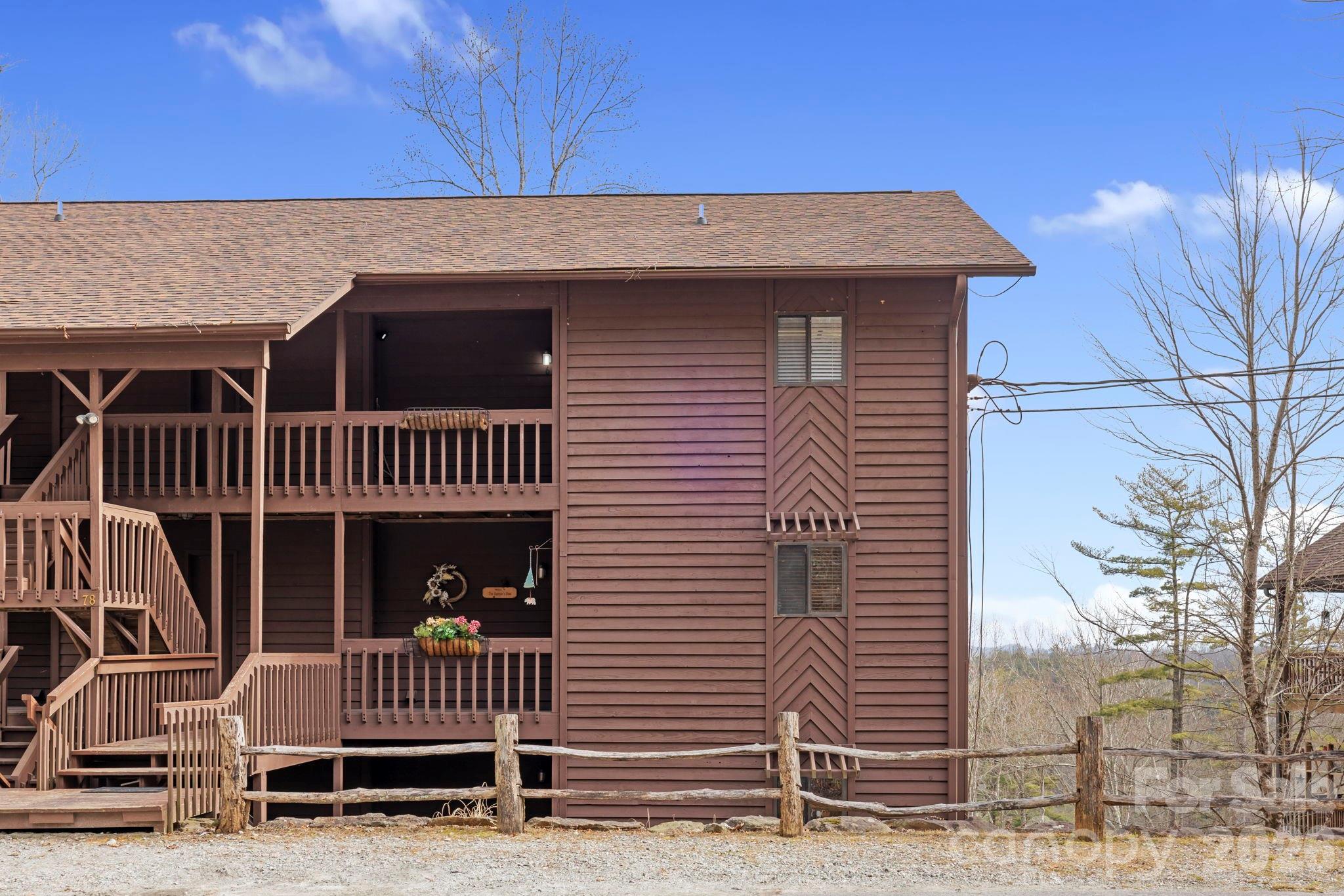 Toxaway Falls Condominium - Residential