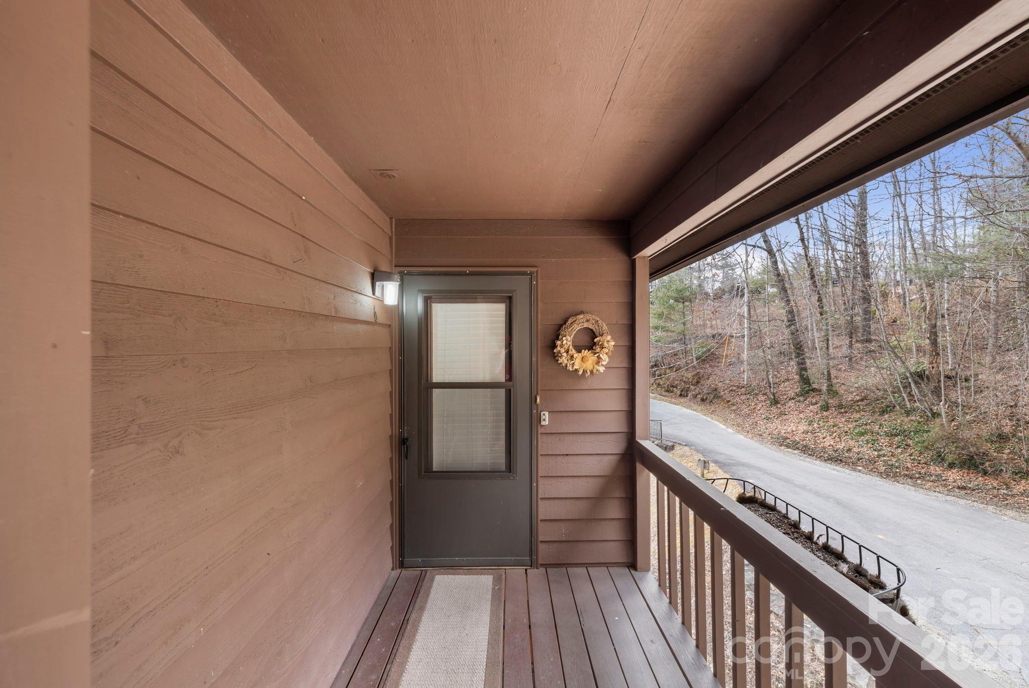 Toxaway Falls Condominium - Residential