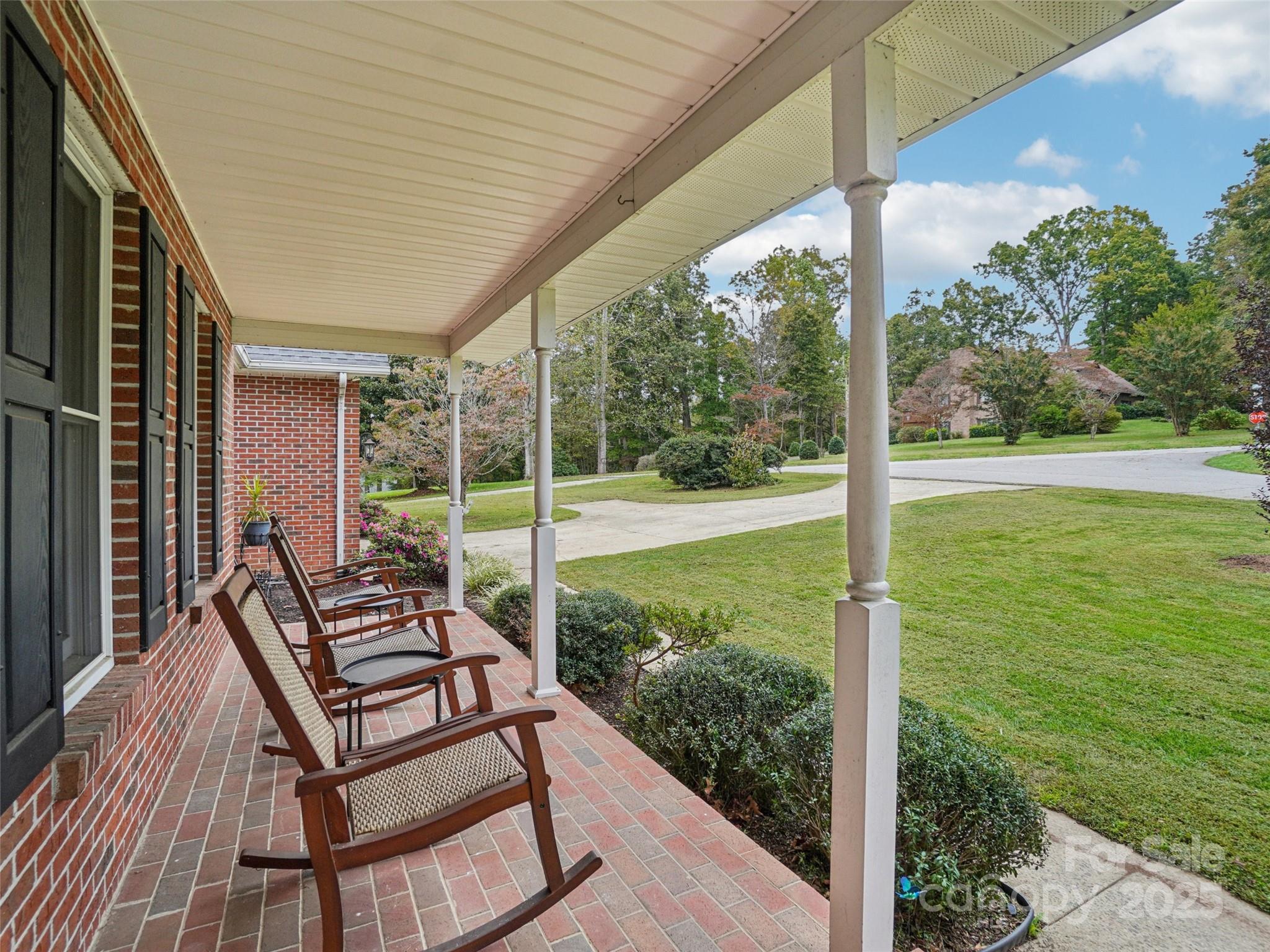 2 Cambridge Drive