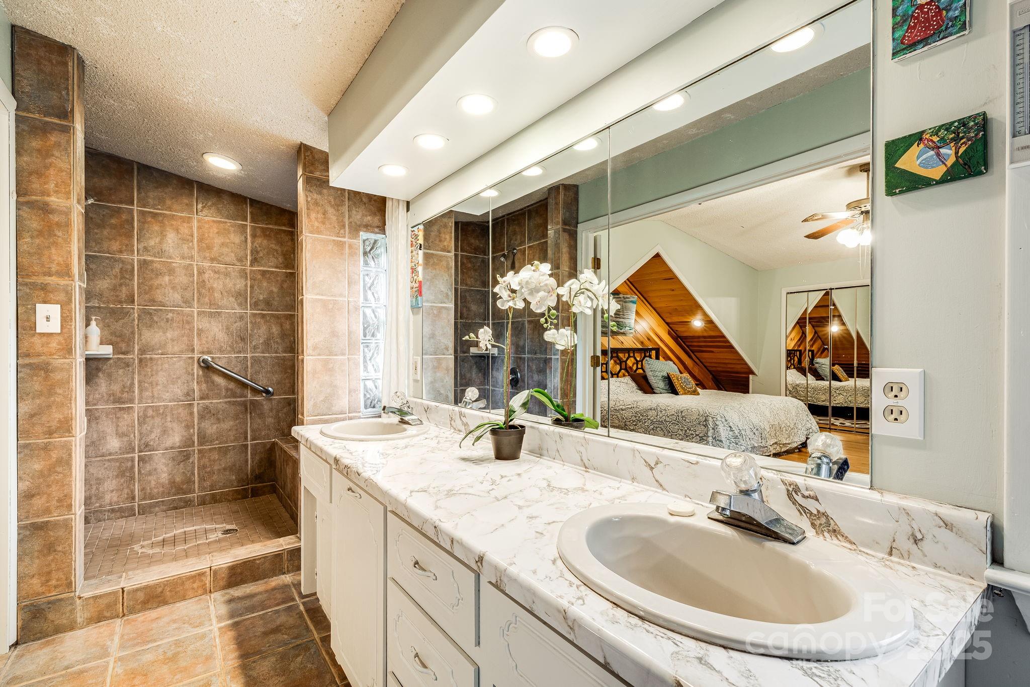 Jupiter Crest - Residential