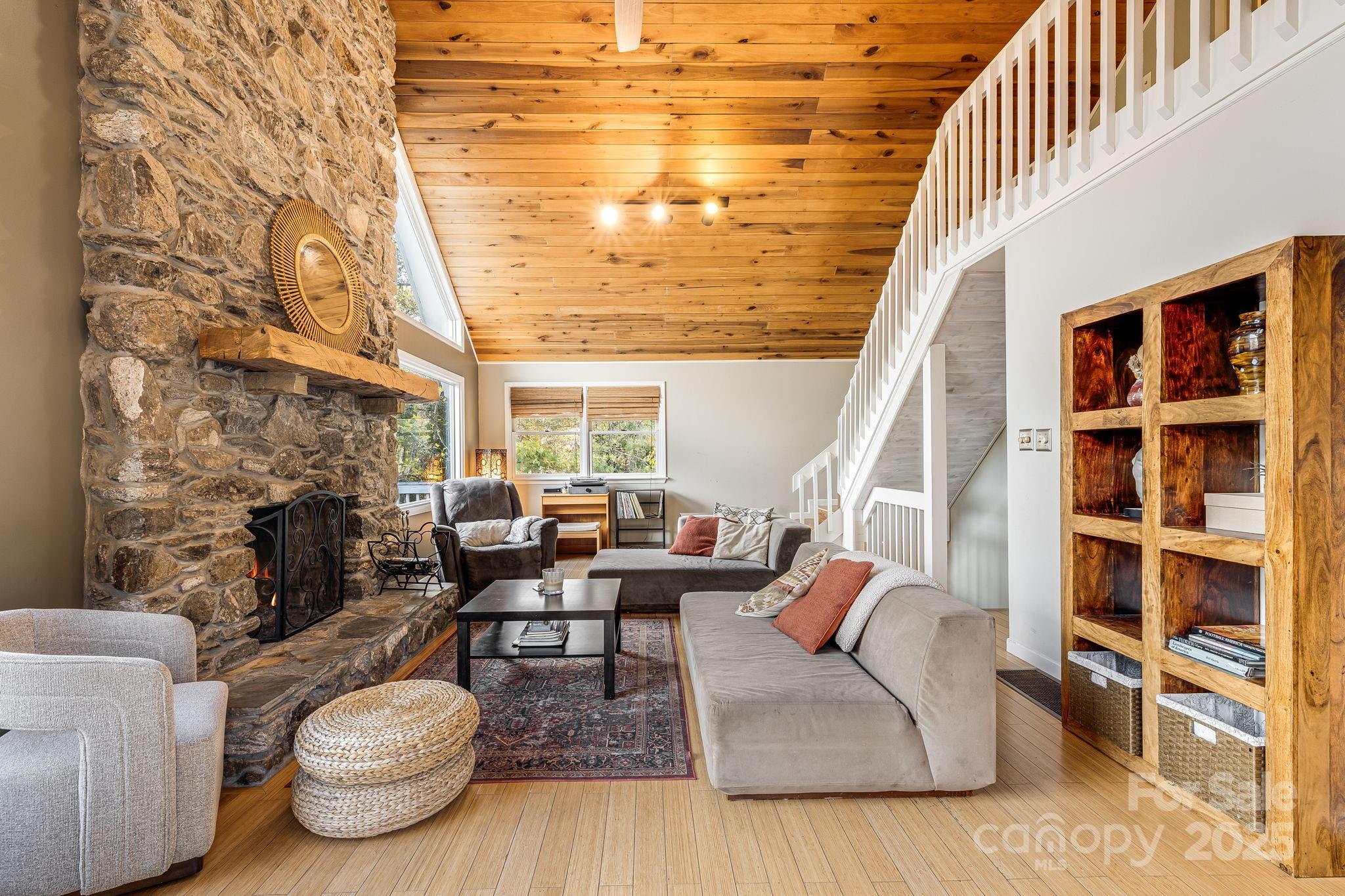 Jupiter Crest - Residential