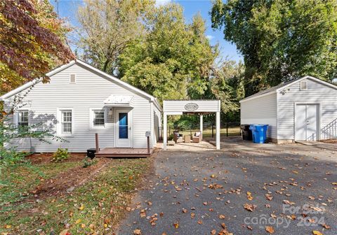 A home in Mooresville