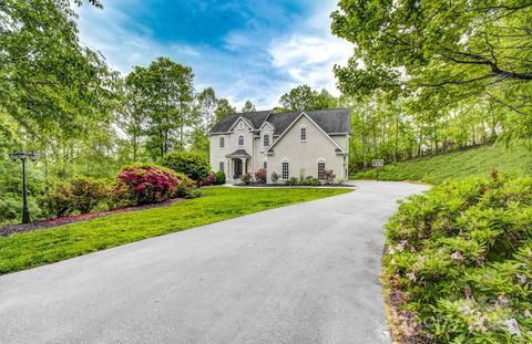 208 Bragg Court Hendersonville NC 28792