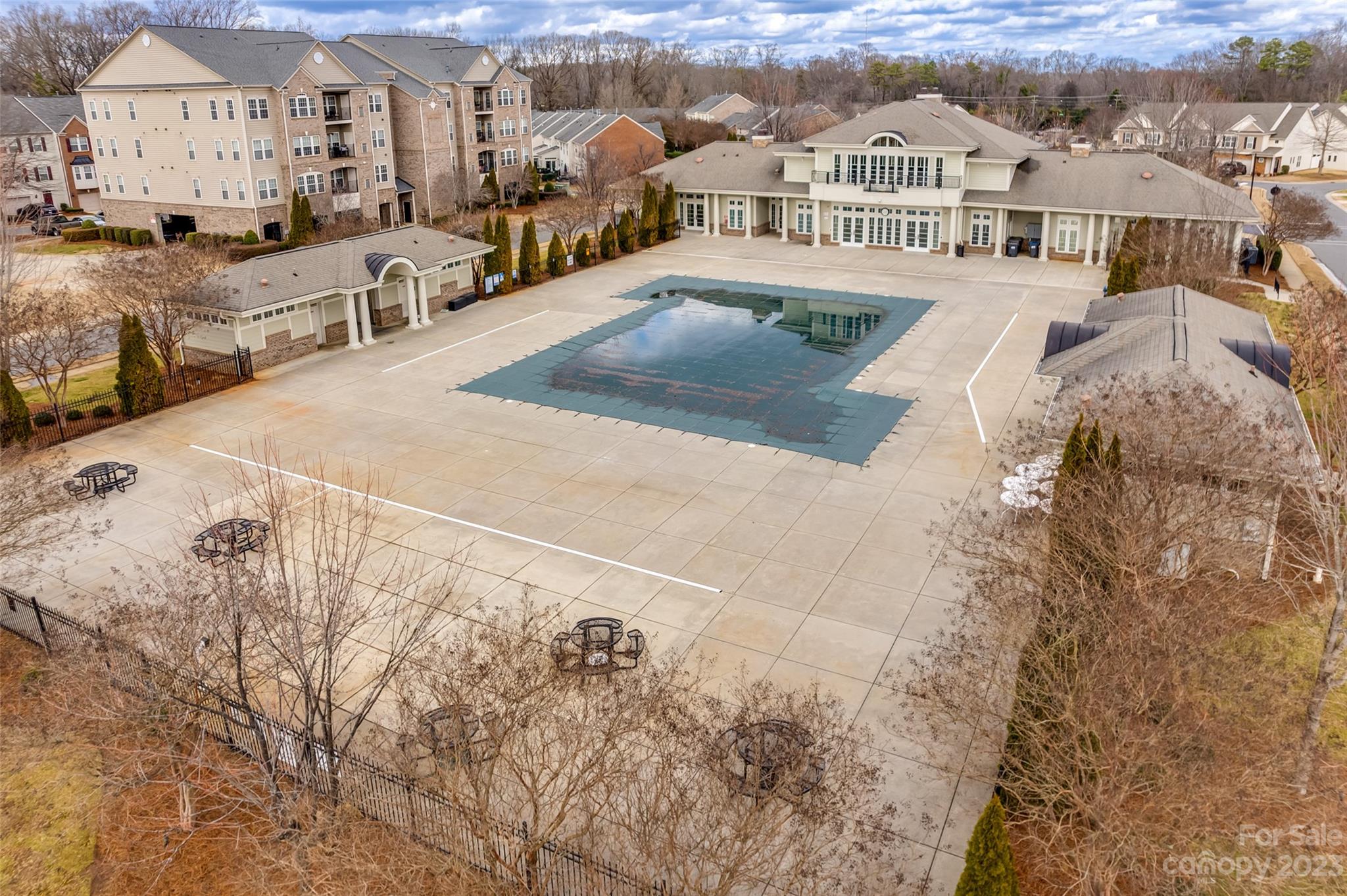 Park South Station - Residential