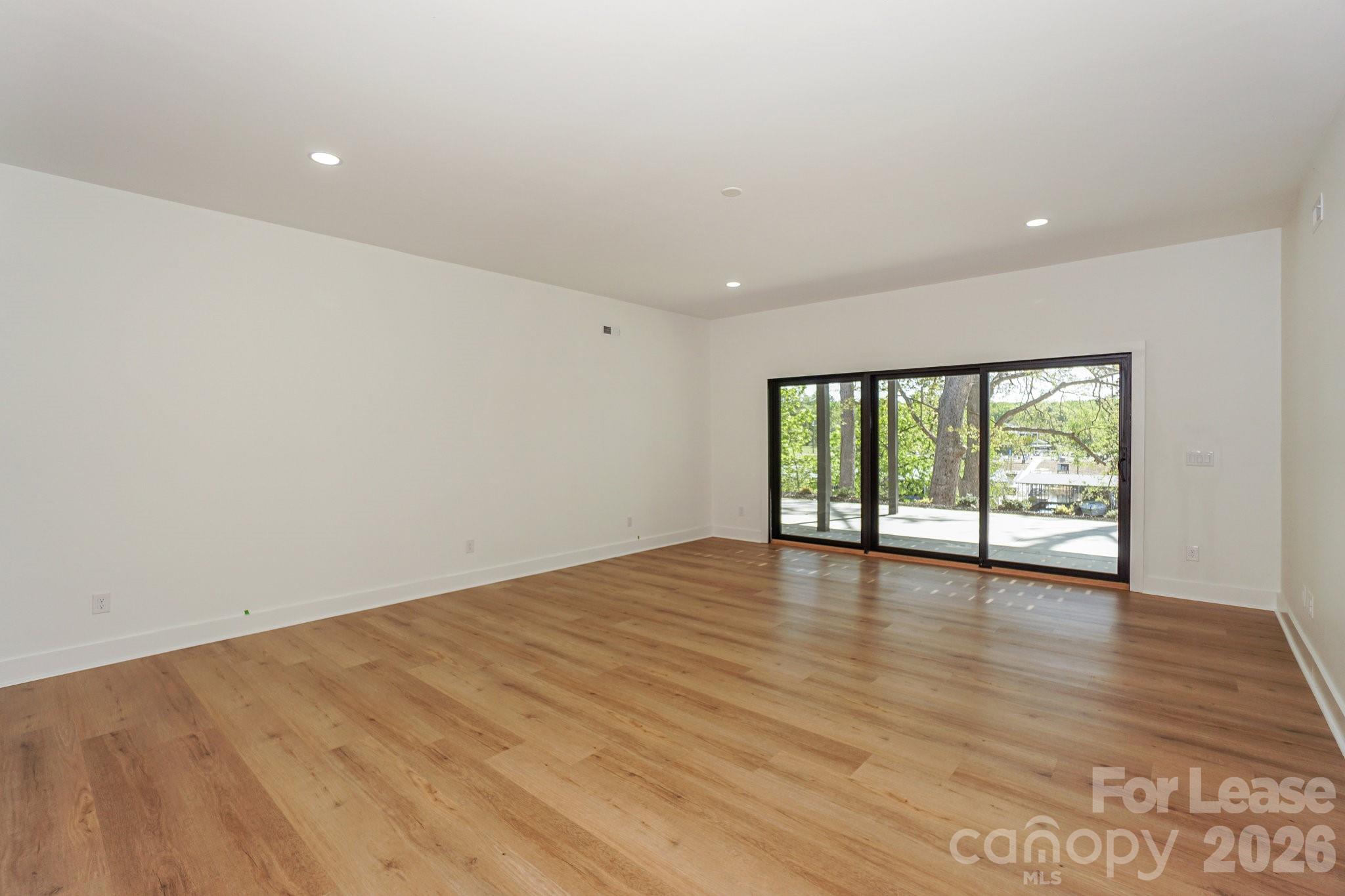 Pinnacle Shores - Residential Lease