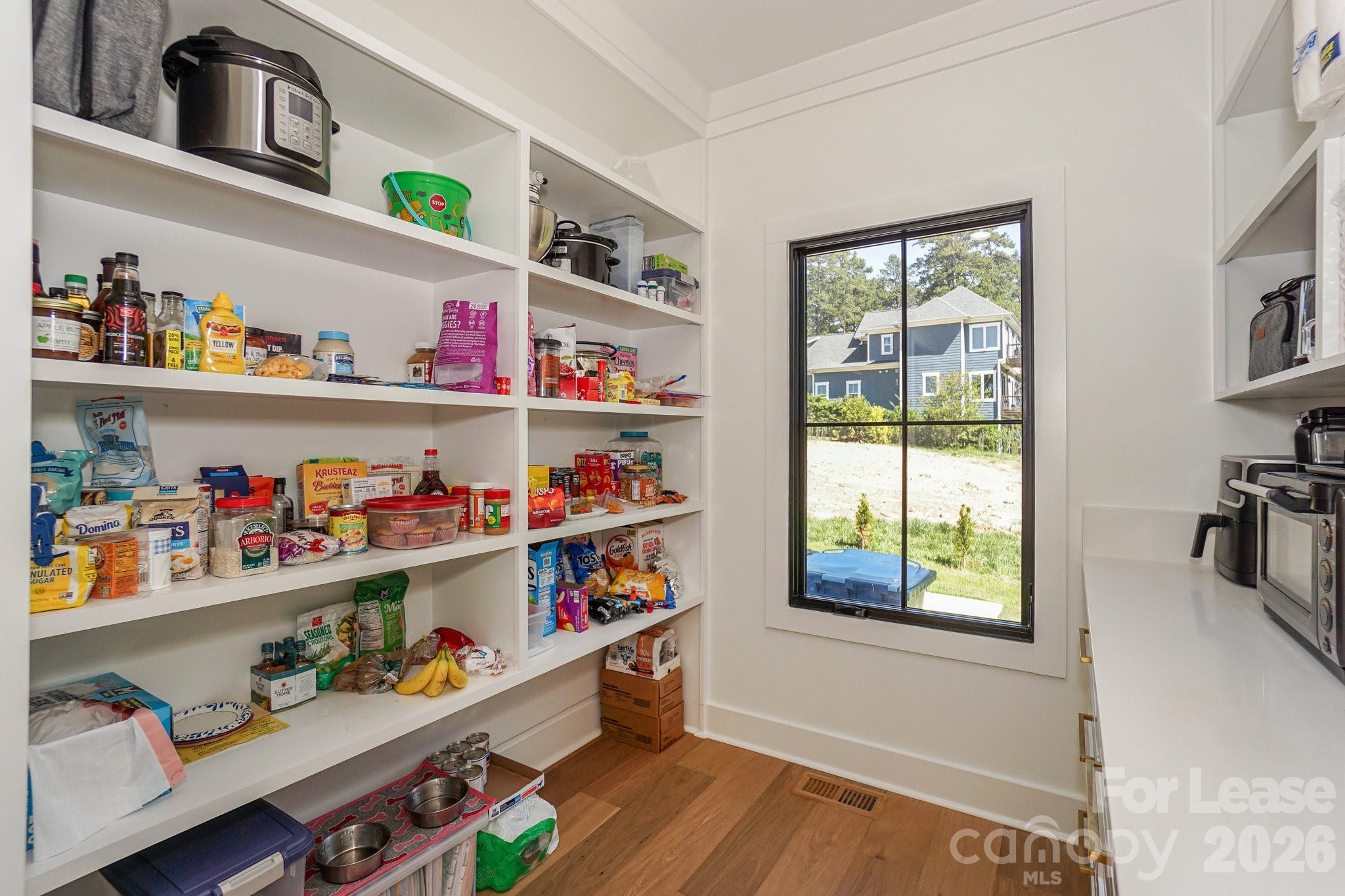 Pinnacle Shores - Residential Lease