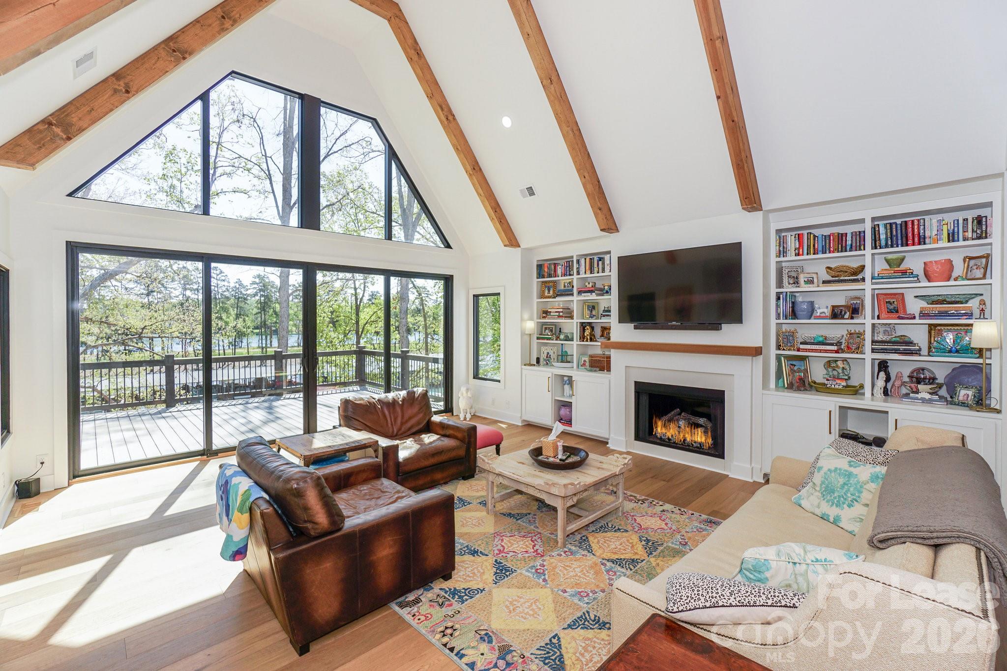 Pinnacle Shores - Residential Lease