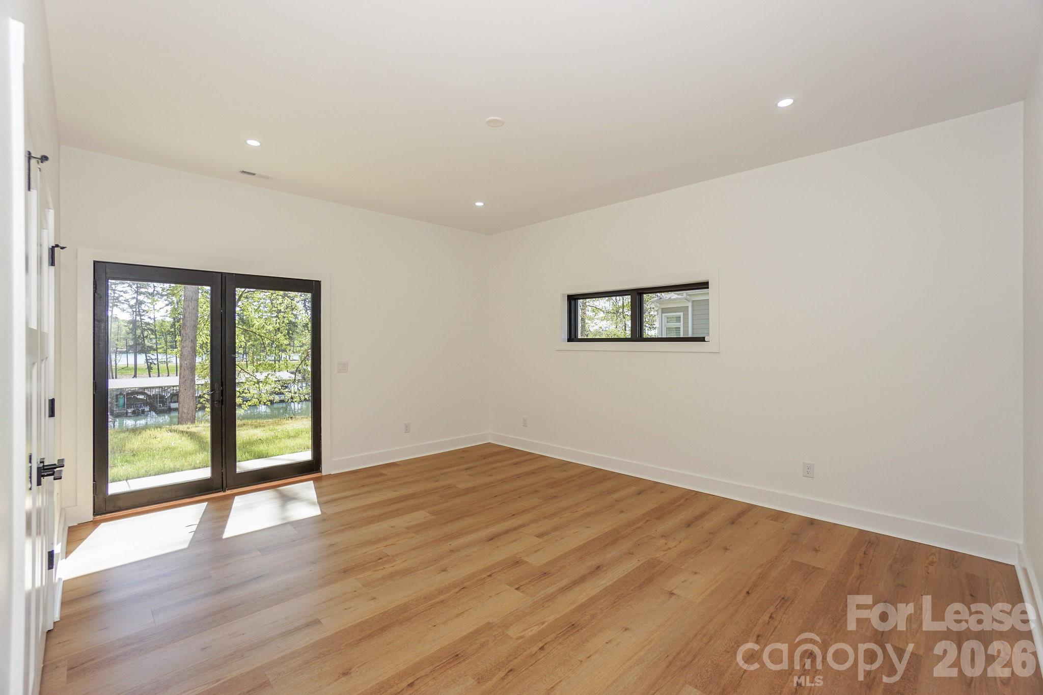 Pinnacle Shores - Residential Lease