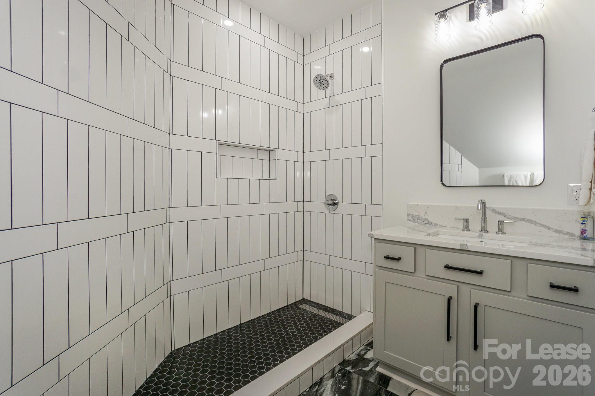 Pinnacle Shores - Residential Lease