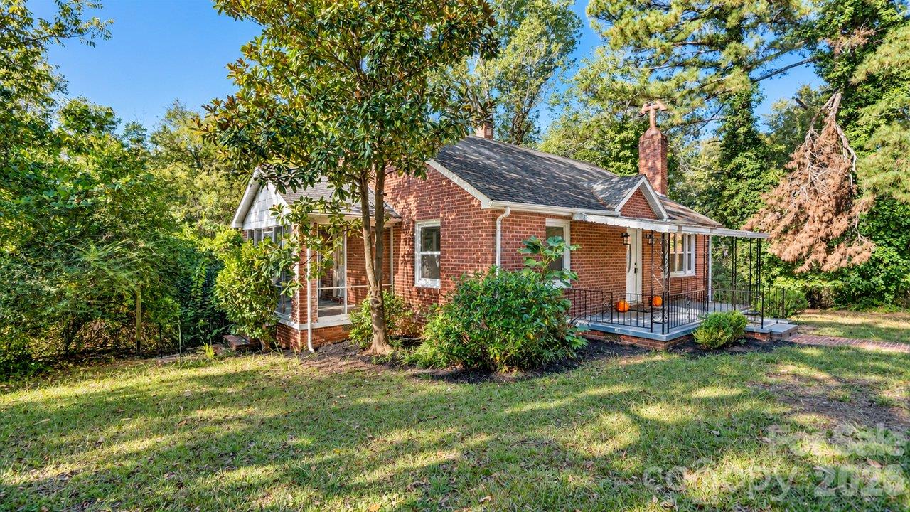 205 Sunrise Avenue