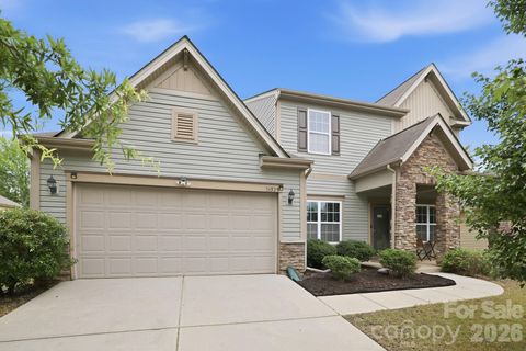 Photo of 14525 Glenduff Place, Charlotte, NC 28278 (MLS # 4383548)