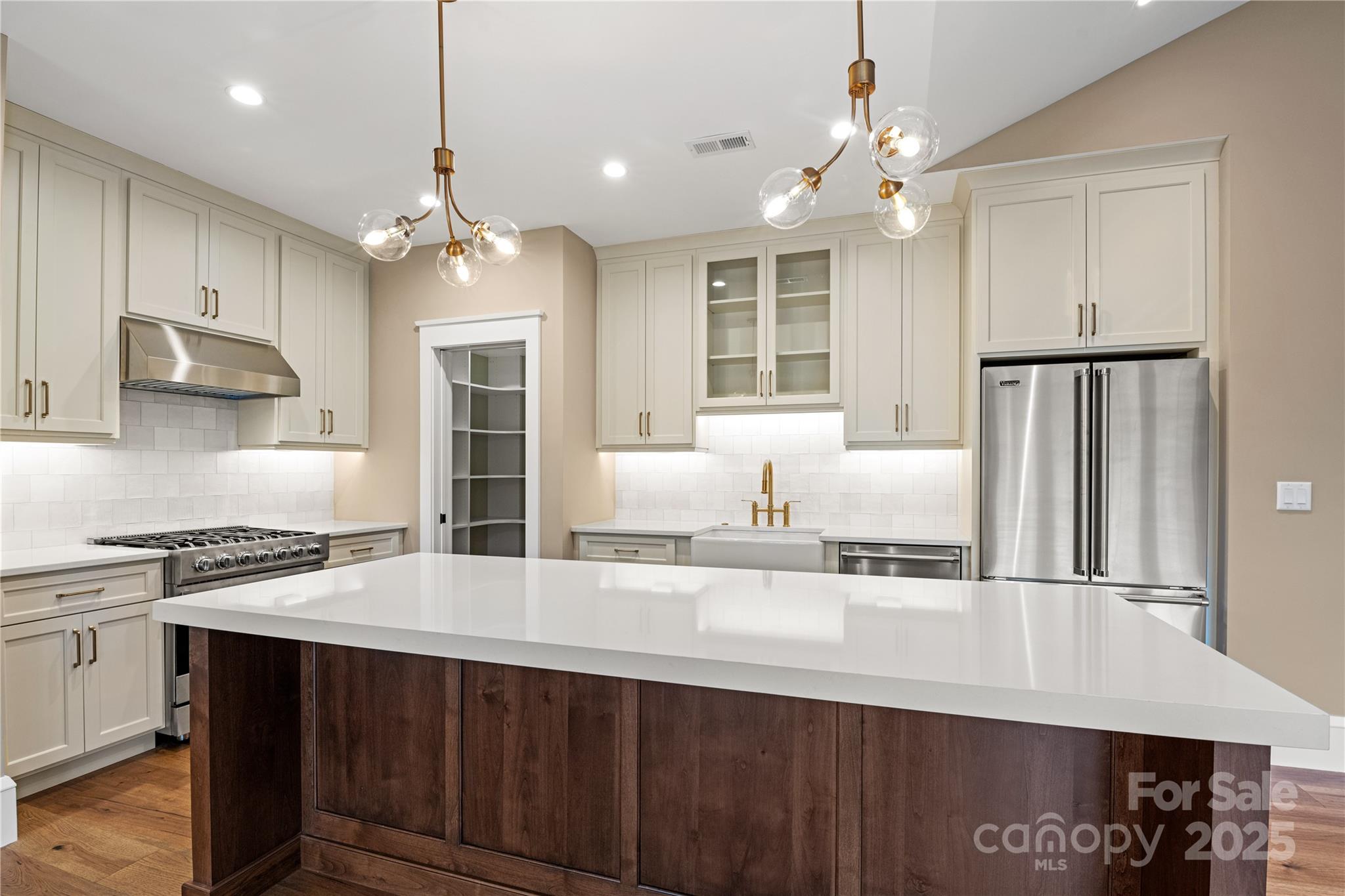 129 Creekside Valley Lane