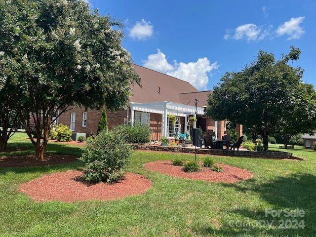 Seven Springs - Residential