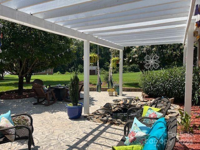 Seven Springs - Residential