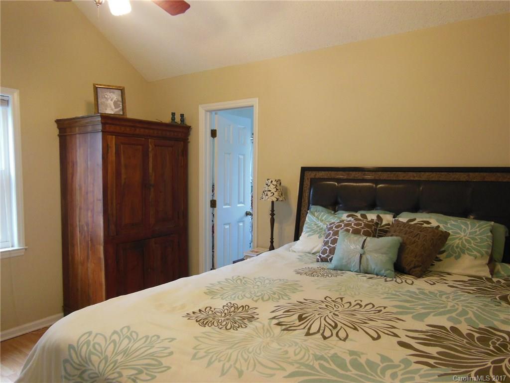 Meadow Glen - Residential