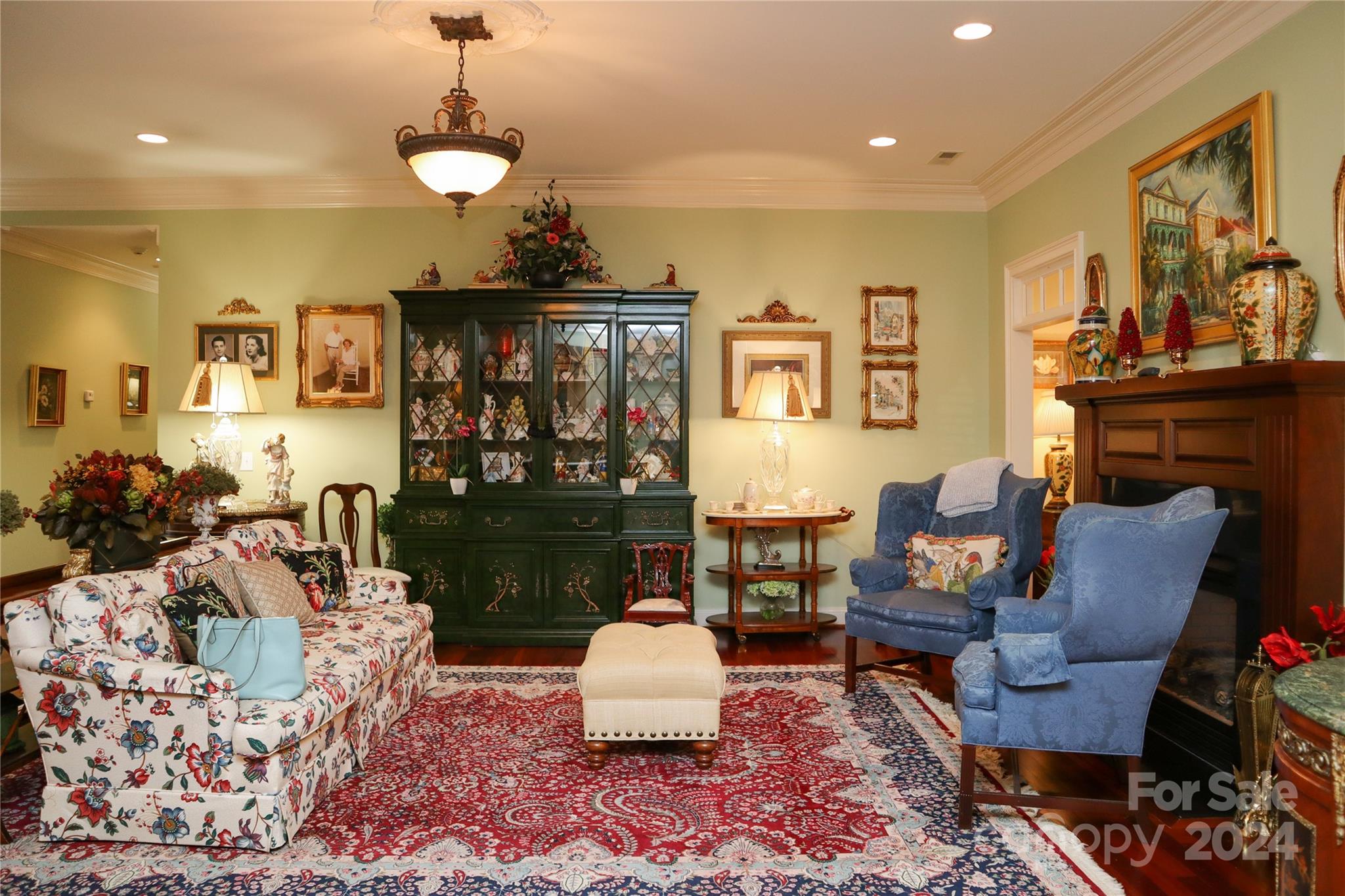 The Crescent - Residential