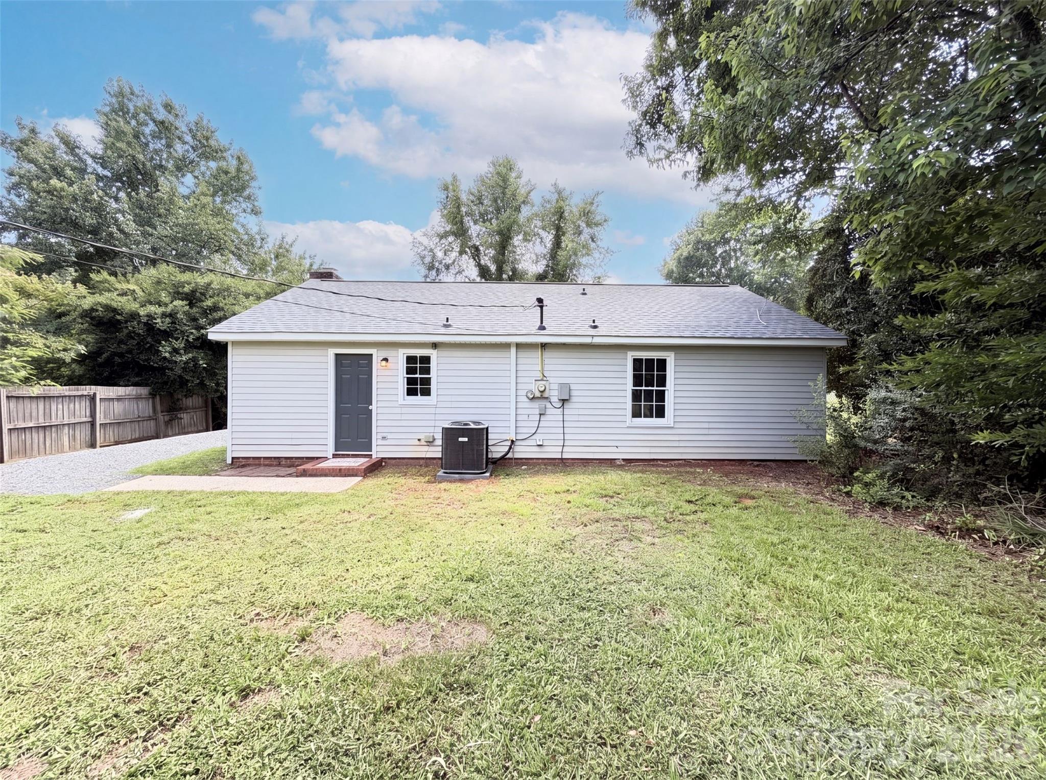 6912 Fieldlark Lane